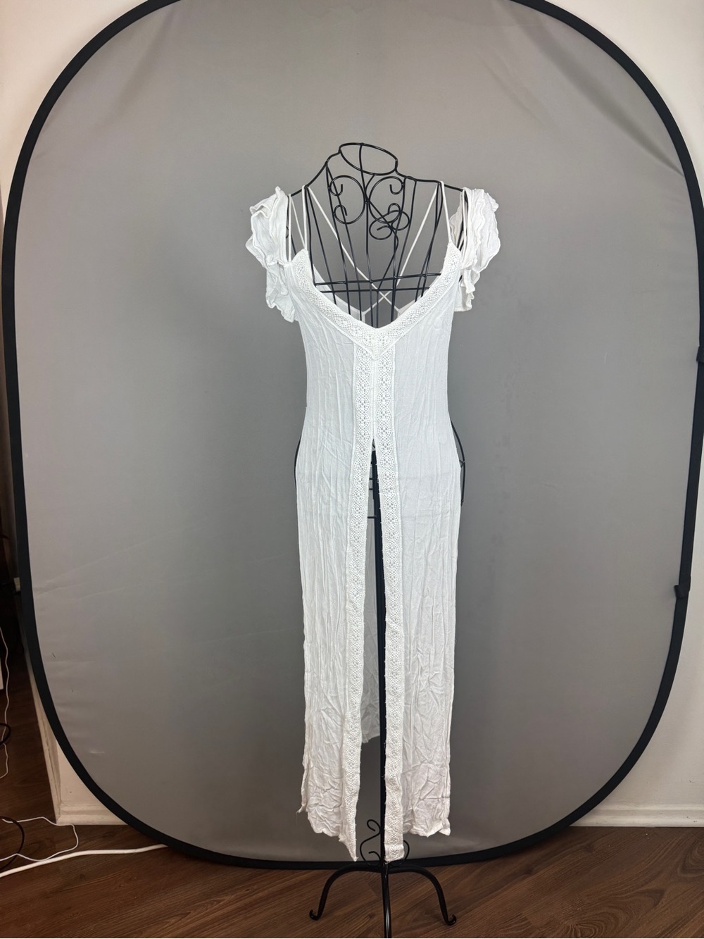 Lulu's White Lace-Trim Maxi Cover Up